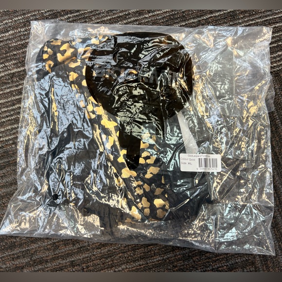 💚 2 for $60 - Blackmilk - XL - GOLDEN LEOPARD TWIST CROP - LIMITED - Picture 5 of 8